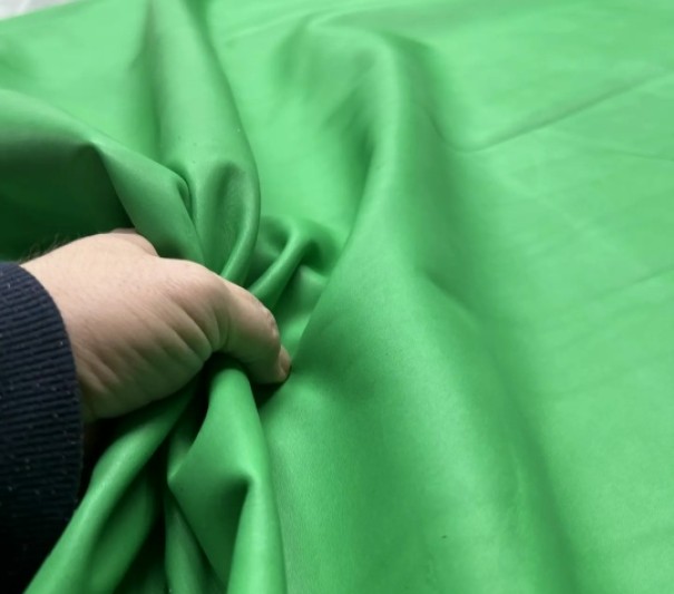 Краст (Трава) 0.8-1.2 мм, без финиша, средний размер 180-200 дм²